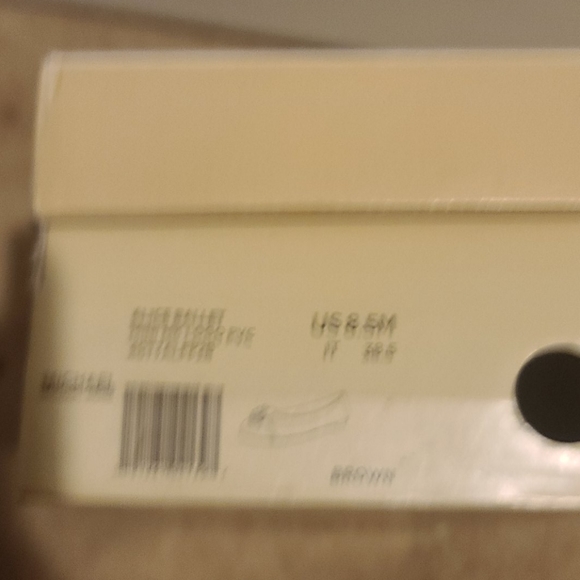 Michael Kors shoes - Picture 4 of 4